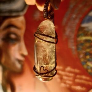 Talizman z Kryształem Górskim